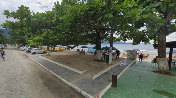 Criança de 4 anos é encontrada morta em apartamento incendiado em Ubatuba; polícia investiga Criança de 4 anos é encontrada morta em apartamento incendiado em Ubatuba; polícia investiga