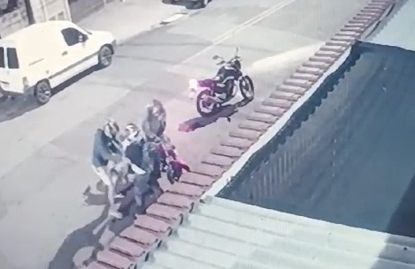 ROUBA MOTO Homem tem moto roubada ao devolver muleta para a amiga em Campinas