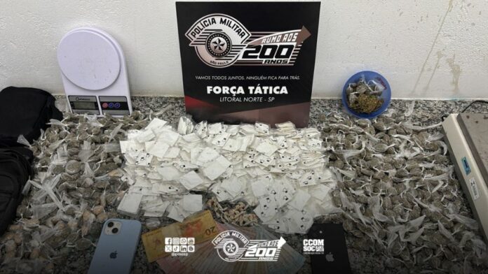 Homem é preso por tráfico de drogas em Caraguá; três adolescentes também foram apreendidos na ação Homem é preso por tráfico de drogas em Caraguá; três adolescentes também foram apreendidos na ação