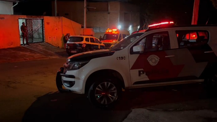 Filho da autora afirma que a família sofria ameaças e agressões da vítima.