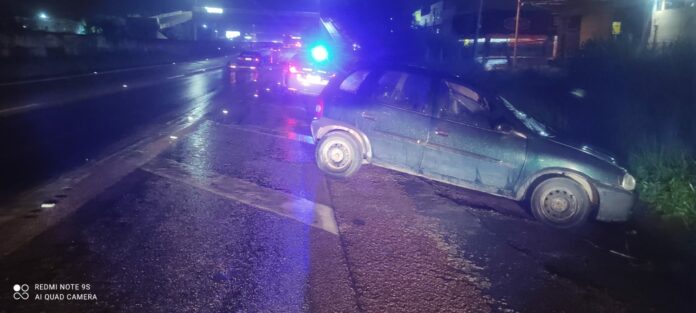 Cavalo solto na Rodovia Santos Dumont em Campinas causa acidente de trânsito