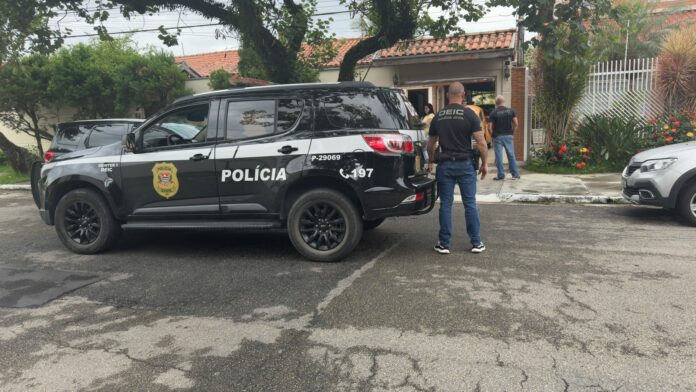 Homem é preso suspeito de extorquir vítima após empréstimo de dinheiro em São José