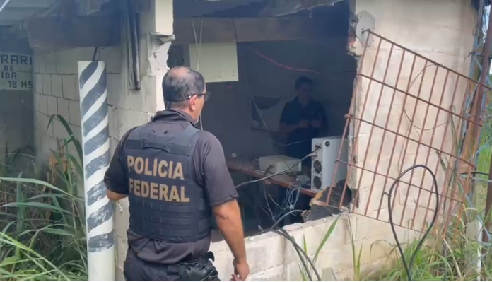 Rádio clandestina é fechada pela Polícia Federal em Valinhos Rádio clandestina é fechada pela Polícia Federal em Valinhos