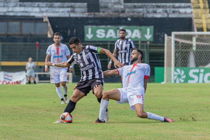 7EC74AF1-8F3A-4722-89A9-207C1D16F0C9