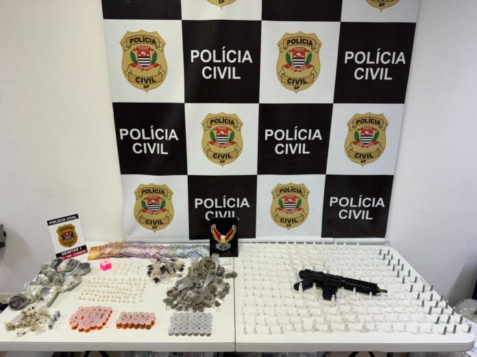 Mãe e dois filhos são presos por tráfico de drogas em São José