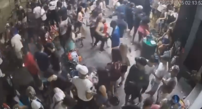 TROCA DE TIROS CORINTHIANS