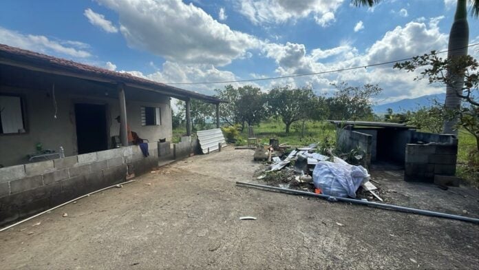 Polícia Federal faz operação contra suspeitos de envolvimento em ataque ao assentamento do MST em Tremembé