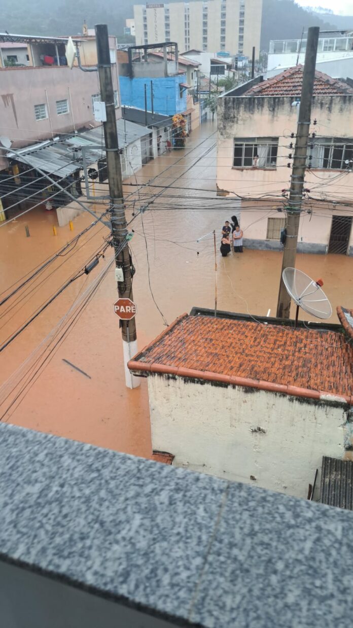 Após temporal, Aparecida é colocada em alerta para movimentos de massa pelo Cemaden Após temporal, Aparecida é colocada em alerta para movimentos de massa pelo Cemaden