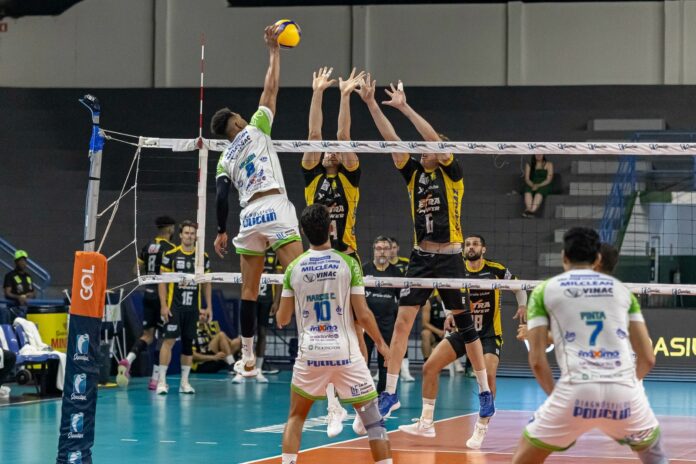 Vôlei São José derrota o Praia Clube em Uberlândia pela Superliga Masculina