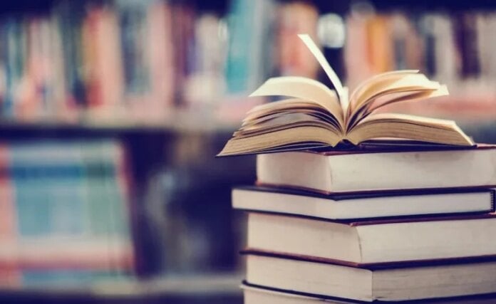 Festa do Livro da UFMG 2025 oferece descontos de 40% em livros