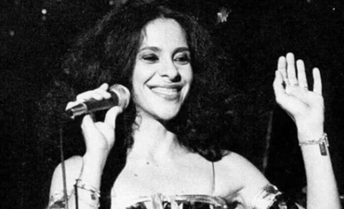 Gravações inéditas de Gal Costa, engavetadas em 1972, são lançadas no streaming