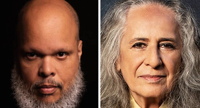 Maria Bethânia responde a críticas de Ed Motta tocando piano