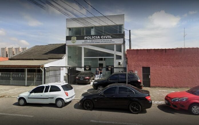 Polícia faz operação contra o tráfico de drogas em Caçapava Polícia faz operação contra o tráfico de drogas em Caçapava