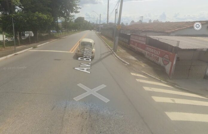 Acidente com capotamento deixa dois mortos e um ferido em Taubaté Acidente com capotamento deixa dois mortos e um ferido em Taubaté