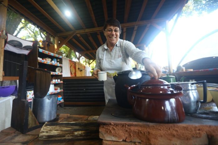 Festa do Mineiro movimenta São José neste fim de semana com comida típica, artesanato e shows gratuitos