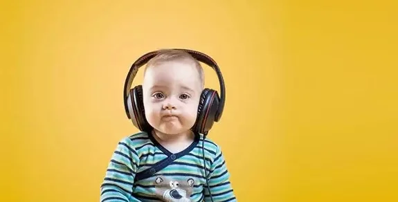 Música instrumental pode ajudar crianças a reduzir erros por desatenção