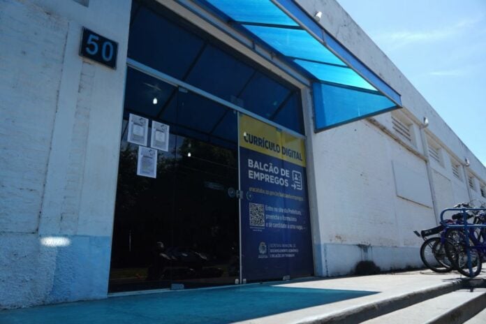 mutirao-de-empregos-em-aracatuba-oferece-vagas-em-comercio-servicos-e-industria Prefeitura de Araçatuba