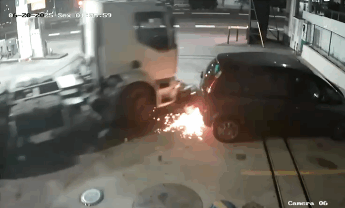 Caminhoneiro tenta atropelar motoboy dentro de posto em Hortolândia