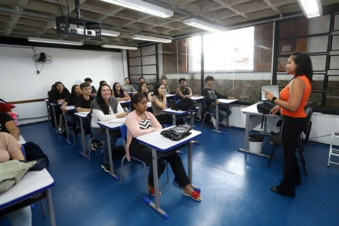 Ceprocamp terá 240 vagas nos cursos técnicos gratuitos para o segundo semestre Ceprocamp terá 240 vagas nos cursos técnicos gratuitos para o segundo semestre