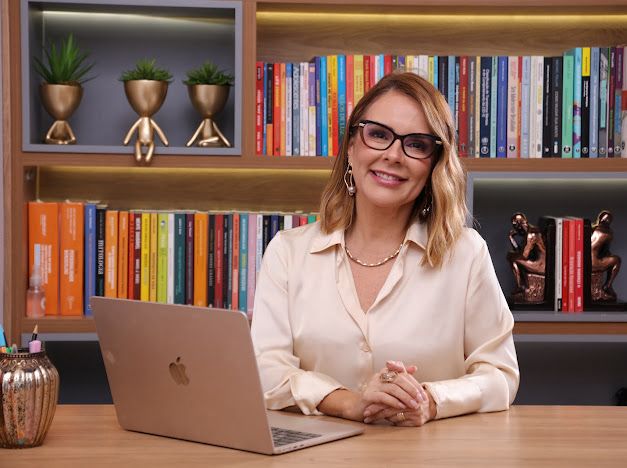 claudia oliveira claudia oliveira