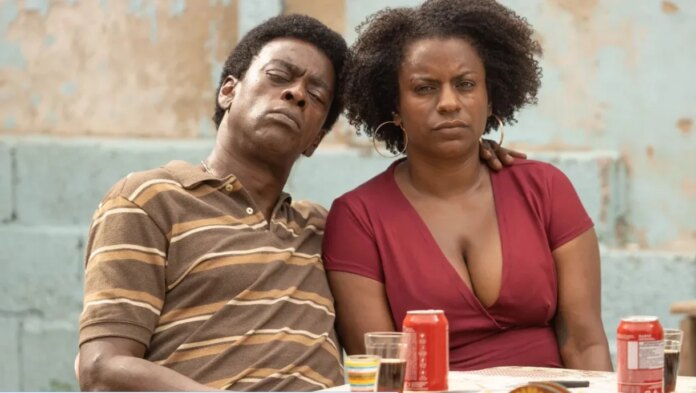 “A Melhor Mãe do Mundo” revela novo cartaz com Seu Jorge em destaque