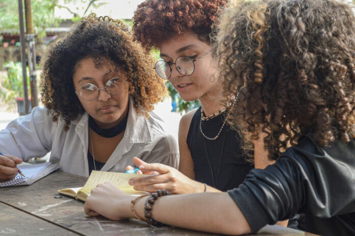 Hoje é o último dia para se inscrever no vestibular das Fatecs
