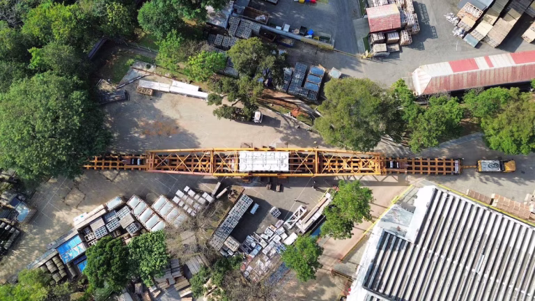 Carga especial gigante, com 135 metros e 800 toneladas | Hansa Meyer Global Transport Brasil/Divulgação