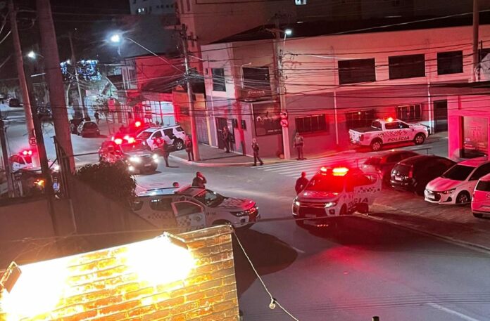 Homem é preso após manter ex-companheira em cárcere privado por cinco dias em Taubaté