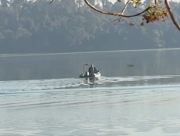 Corpo de Bombeiros intensifica buscas a jovem desaparecido em represa de Americana Corpo de Bombeiros intensifica buscas a jovem desaparecido em represa de Americana