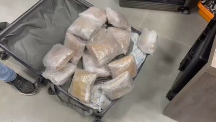 Polícia Federal desarticula rota de tráfico internacional que usava aeroporto Viracopos