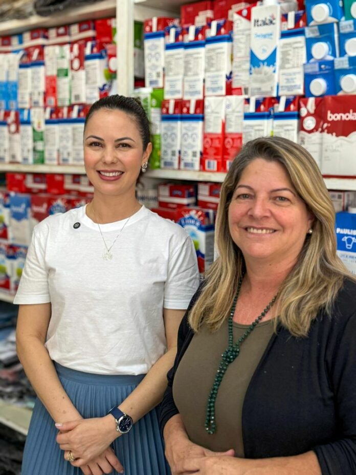 fundo-social-de-aracatuba-recebe-760-litros-de-leite-arrecadados-no-show-do-thiaguinho-e-belo Foto: Divulgação