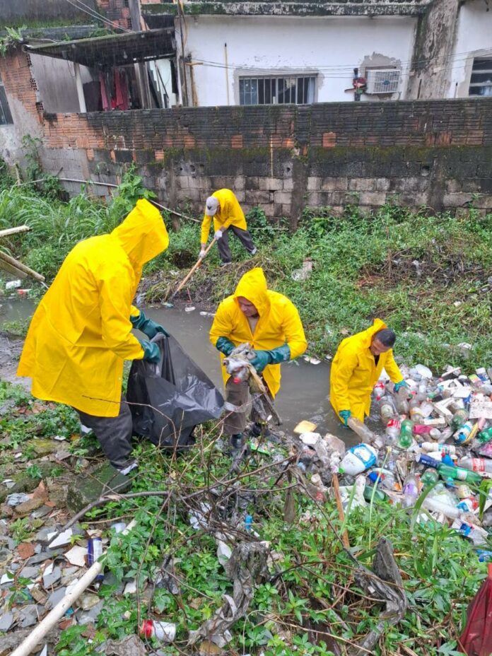 limpeza-corrego-chicodepaula_3