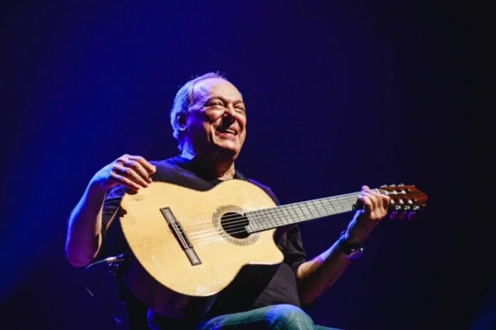 Os 12 maiores sucessos de Toquinho, no dia do seu aniversário