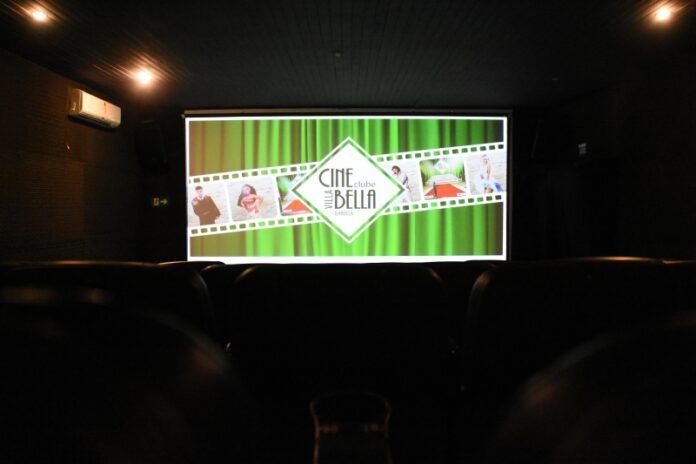 Ilhabela oferece programação gratuita com filmes para toda a família neste fim de semana