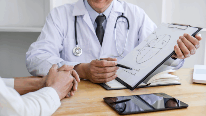 Novos peritos reforçam a Perícia Médica do INSS para acelerar a análise de benefícios em todo o Brasil.