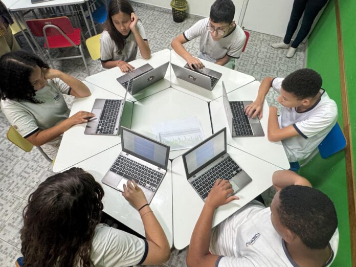 Fundhas vai selecionar professores substitutos por tempo determinado