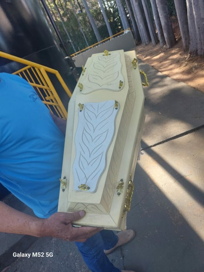 Feto de aproximadamente 5 meses é encontrado em tubulação de apartamento em Sumaré