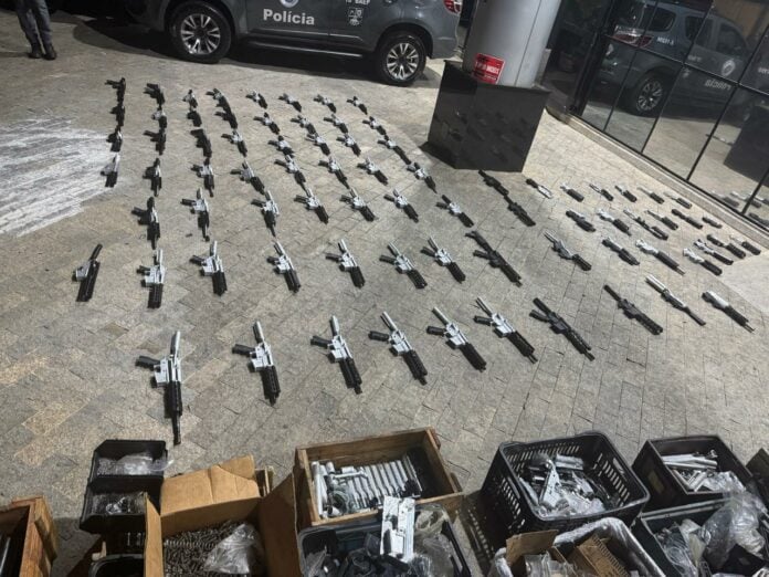 Polícia Federal e PM fecham fábrica clandestina de fuzis em Americana e Santa Bárbara d’Oeste