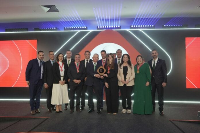 Prêmio Abradee 2025: NeoenergiaElektro é reconhecida como amelhor distribuidora de energia doSudeste