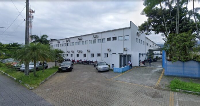 Dois corpos são encontrados no mar e levados ao IML de Caraguatatuba