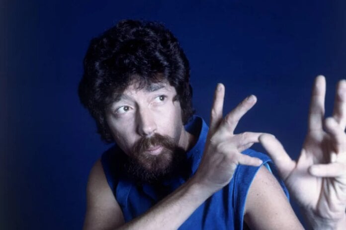 Novabrasil e Enel Brasil apresentam homenagem a Raul Seixas na série “Tributos Novabrasil”