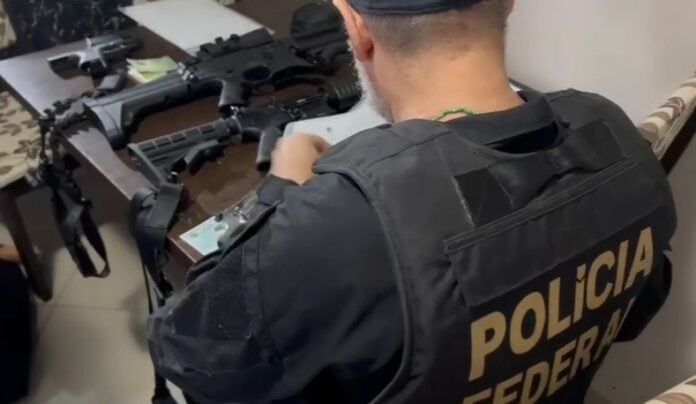 Operação da PF mira tráfico internacional e cumpre mandados na RMC Operação da PF mira tráfico internacional e cumpre mandados na RMC