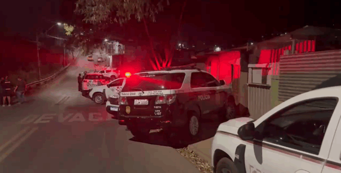  Mulher é baleada por PM após atear fogo em casa e avançar com faca contra marido em Piracicaba