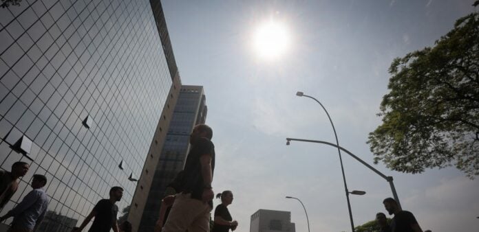 O monitoramento das condições climáticas permanece em tempo real, e novos alertas poderão ser enviados caso a situação persista | Foto: Governo de SP