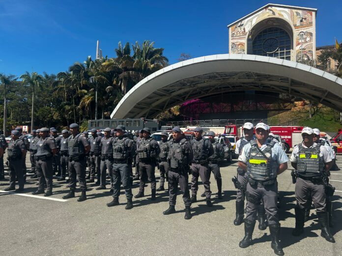 Operação Romeiros é aberta em Aparecida para reforçar segurança de peregrinos na região Operação Romeiros é aberta em Aparecida para reforçar segurança de peregrinos na região