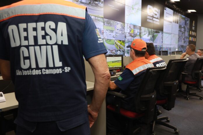 Defesa Civil alerta que ventos fortes podem atingir a região