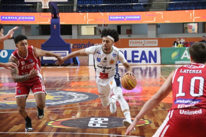 São José perde em casa para Franca e larga atrás na semifinal do Paulista de Basquete São José perde em casa para Franca e larga atrás na semifinal do Paulista de Basquete