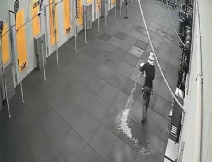 WhatsApp Image 2025-09-30 at 18.36.50