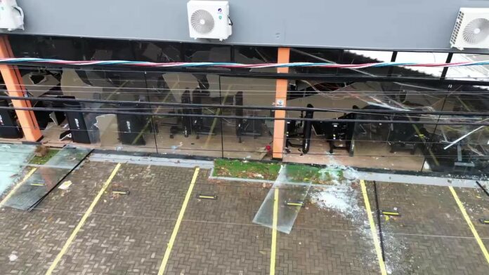 WhatsApp Video 2025-09-22 at 16.04.55 - frame at 0m3s