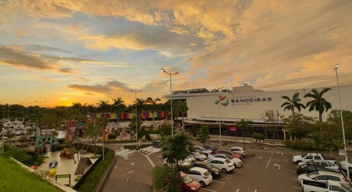 b79b5f98-a3e9-4fd7-9464-650ba7b99716